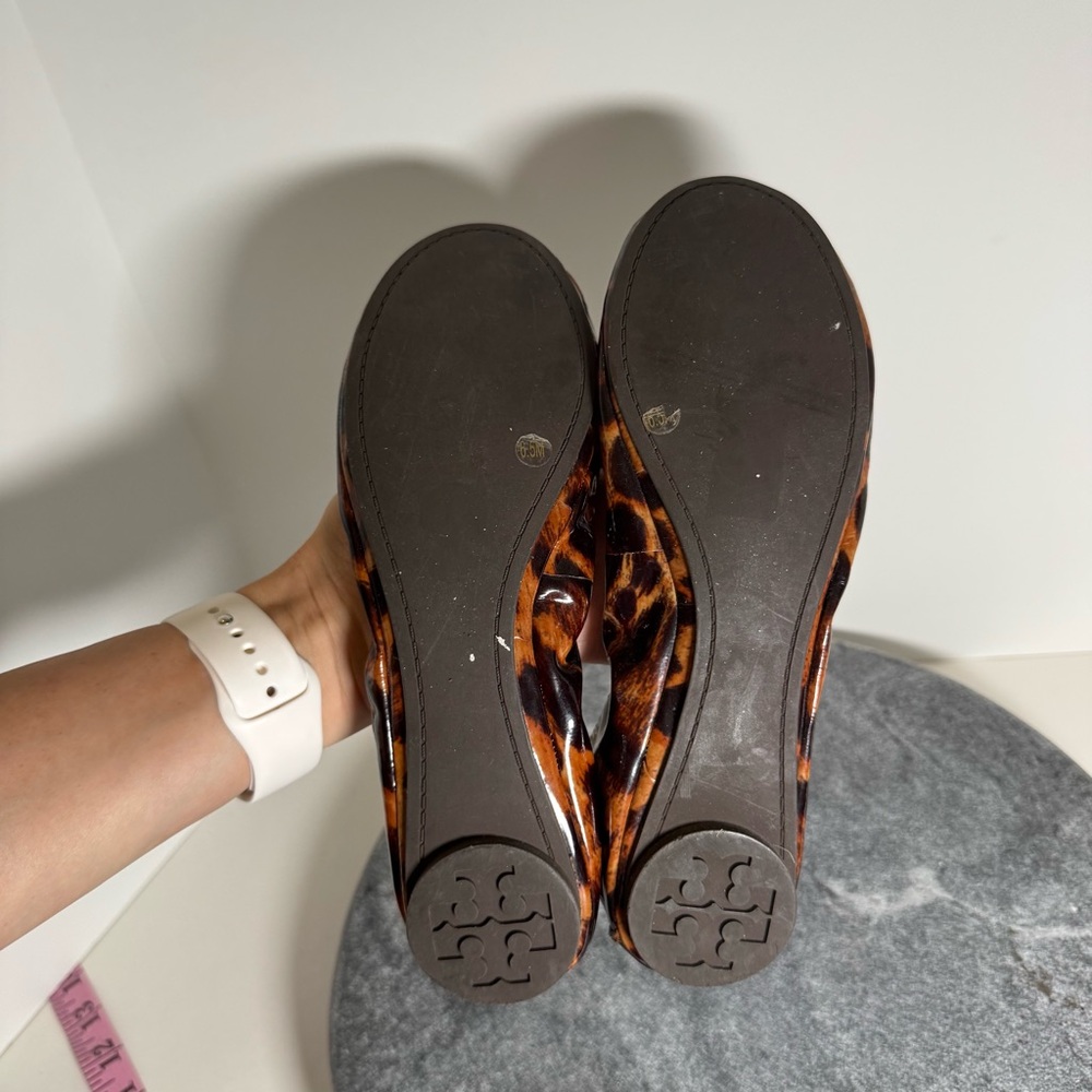Tory Burch Eddie Leopard Print Patent Leather Ballet Flats 6.5 - Picture 8 of 12